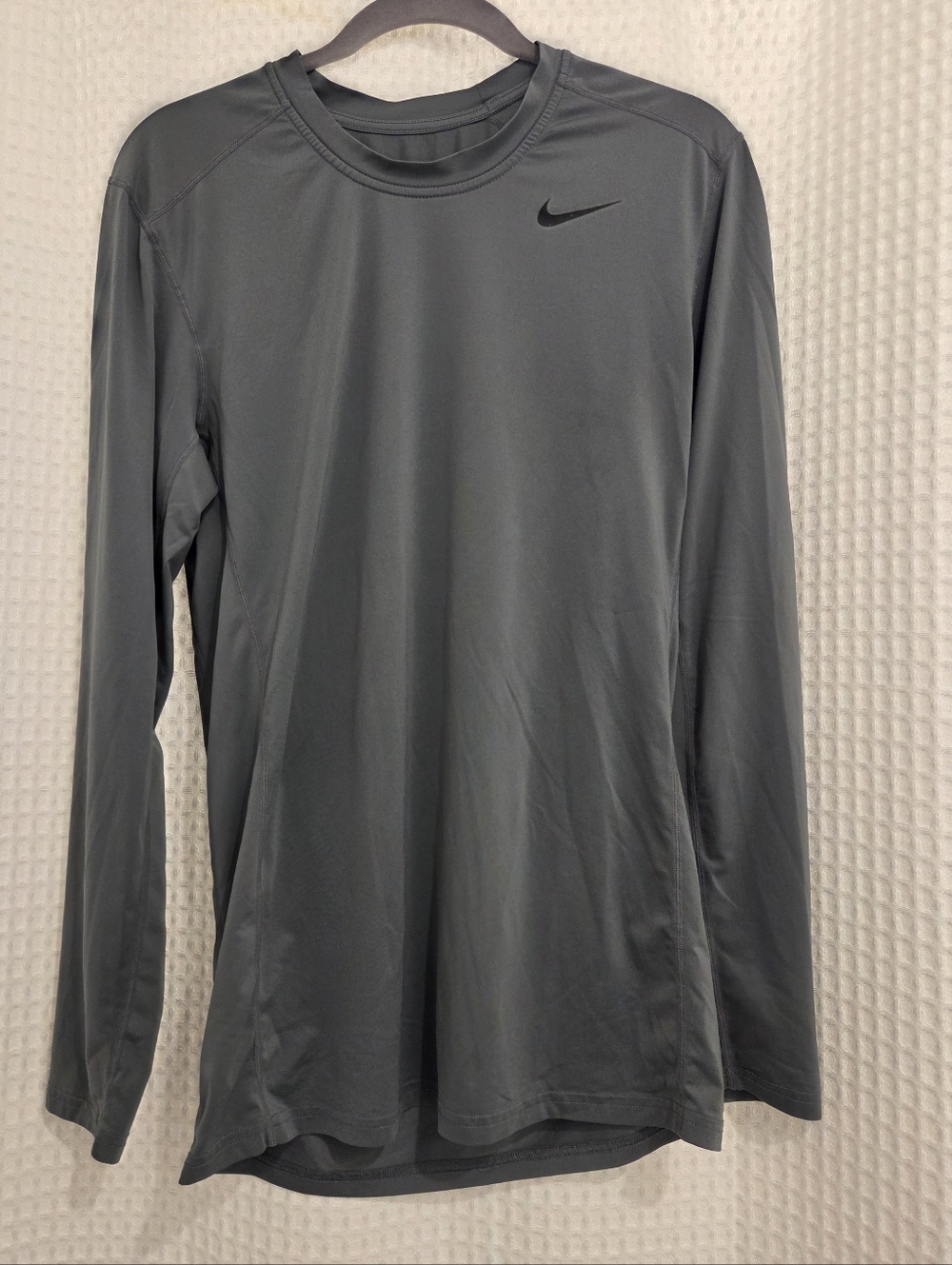 Nike Dri-FIT Long Sleeve Crew in Light Gray